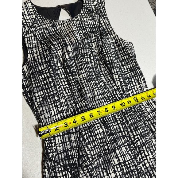 H&M Women’s Pencil Dress, Size 8, Black and White Print, EUC - Picture 8 of 9